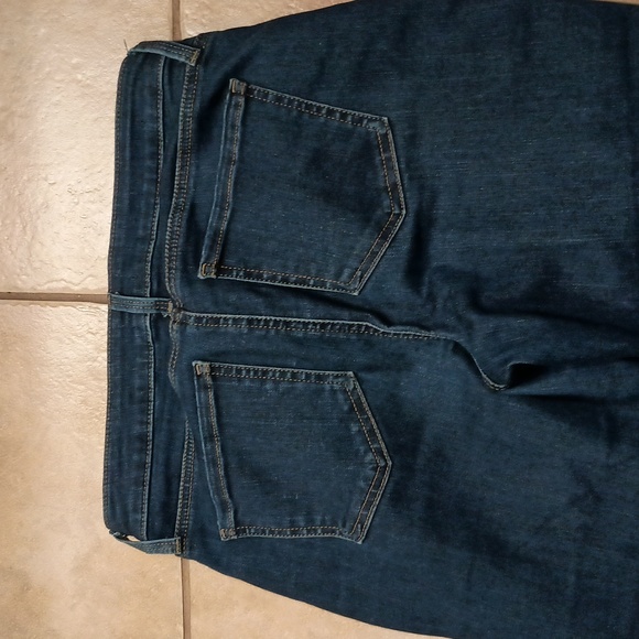 NYDJ Sherry slim size for dark wash - Picture 5 of 12